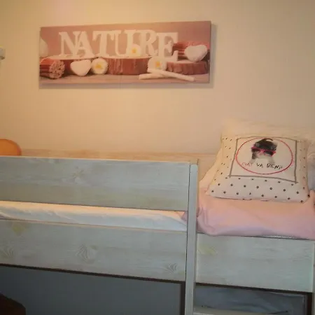 Avec Balcon Apartament